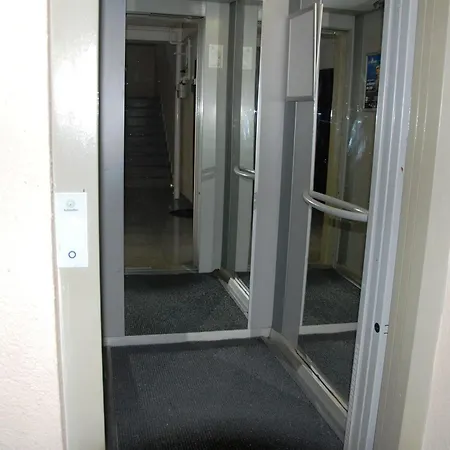 Andu Apartment *